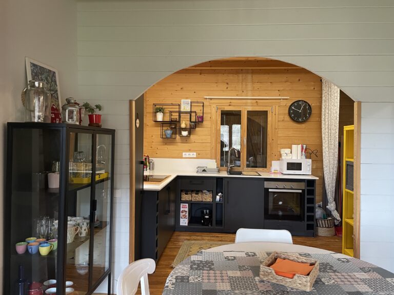 The connecting kitchen and dining area