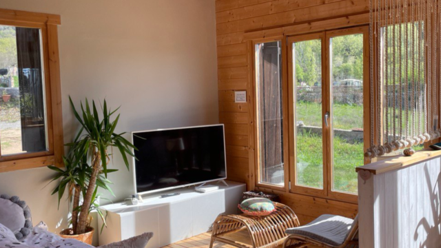 La Casa del Plano - Casa rural en el Pirineo Aragonés, cerca de Aínsa, rodeada de naturaleza y paisajes únicos del Sobrarbe La Casa del Plano - Casa rural en el Pirineo Aragonés, cerca de Aínsa, rodeada de naturaleza y paisajes únicos del Sobrarbe