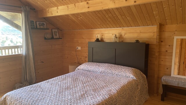La Casa del Plano - Casa rural en el Pirineo Aragonés, cerca de Aínsa, rodeada de naturaleza y paisajes únicos del Sobrarbe La Casa del Plano - Casa rural en el Pirineo Aragonés, cerca de Aínsa, rodeada de naturaleza y paisajes únicos del Sobrarbe